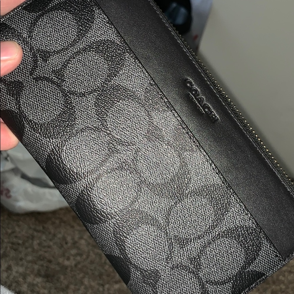 Men’s coach wallet